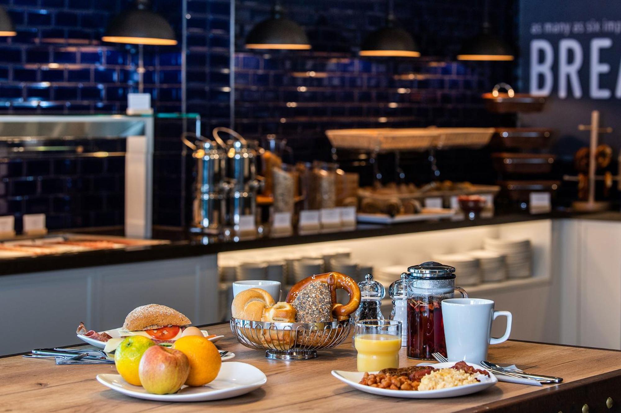 Hotel Premier Feuerbach 3*